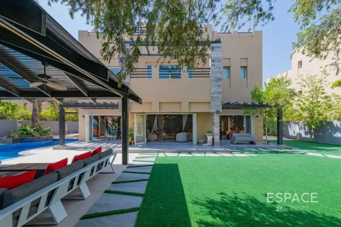 فيلا في المرابع العربية, دبي 6 غرف نوم , 557 م² رقم 61607 - صورة 10