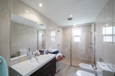 Villa en Jumeirah Village Triangle, Dubai, 5 dormitorios, 356 m², № 61608 - foto 8