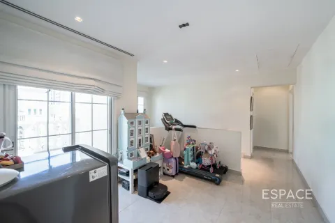 Villa en Jumeirah Village Triangle, Dubai, 5 dormitorios, 356 m², № 61608 - foto 9