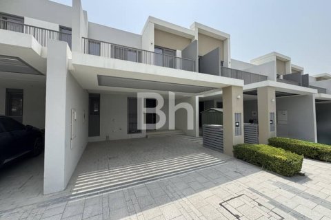 Adosado en Tilal Al Ghaf, Dubai, 3 dormitorios, 200 m², № 57845 - foto 1
