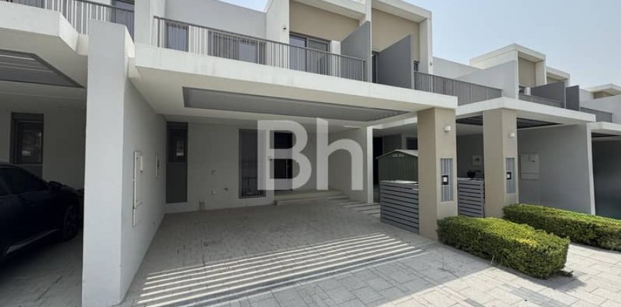 Adosado en Tilal Al Ghaf, Dubai, 3 dormitorios, 200 m², № 57845
