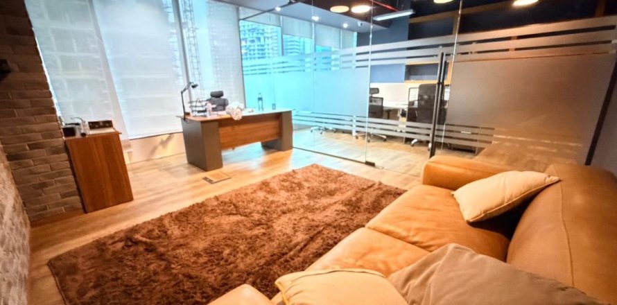 Oficina en Business Bay, Dubai, 69.7 m², № 83735