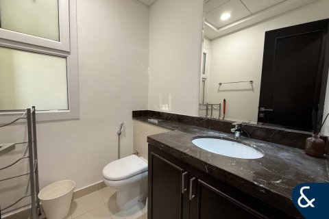 Villa in Bella Casa, Serena, Dubai 3 bedrooms, 238 sq.m. № 76235 - photo 5