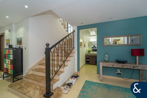 Villa in Living Legends, Dubai 4 bedrooms, 267 sq.m. № 76234 - photo 8