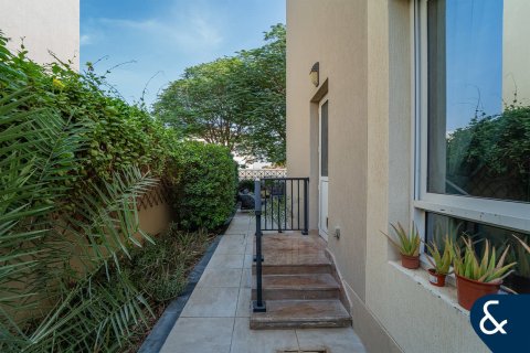 Villa in Living Legends, Dubai 4 bedrooms, 267 sq.m. № 76234 - photo 22