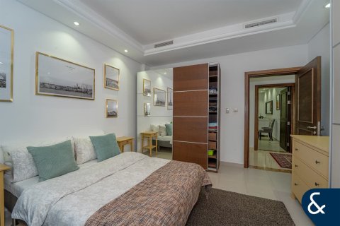 Villa in Living Legends, Dubai 4 bedrooms, 267 sq.m. № 76234 - photo 16