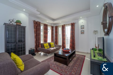 Villa in Living Legends, Dubai 4 bedrooms, 267 sq.m. № 76234 - photo 20