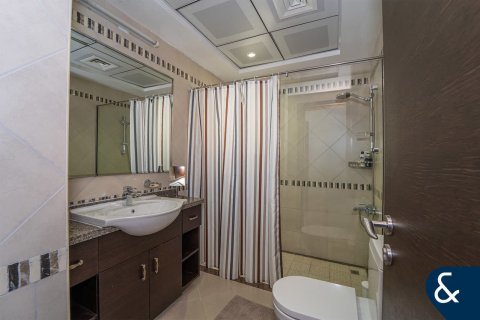 Villa in Living Legends, Dubai 4 bedrooms, 267 sq.m. № 76234 - photo 15