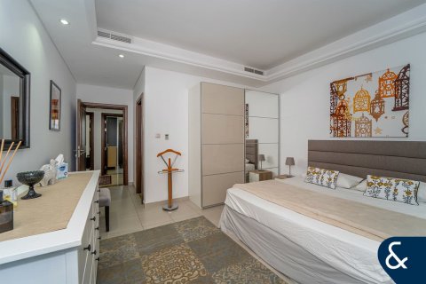 Villa in Living Legends, Dubai 4 bedrooms, 267 sq.m. № 76234 - photo 14