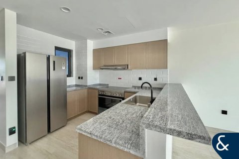 Villa en Damac Lagoons, Dubai, 4 dormitorios, 214 m², № 76238 - foto 4