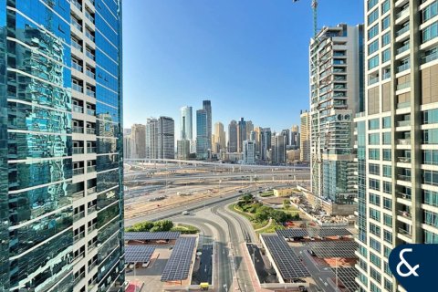 Apartment in Lake Almas West, Jumeirah Lake Towers, Dubai 1 bedroom, 115 sq.m. № 76237 - photo 17