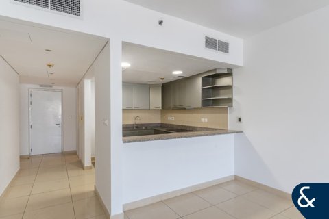 Apartment in Lake Almas West, Jumeirah Lake Towers, Dubai 1 bedroom, 115 sq.m. № 76237 - photo 5