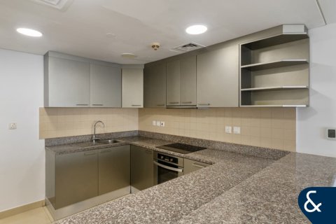 Apartment in Lake Almas West, Jumeirah Lake Towers, Dubai 1 bedroom, 115 sq.m. № 76237 - photo 8