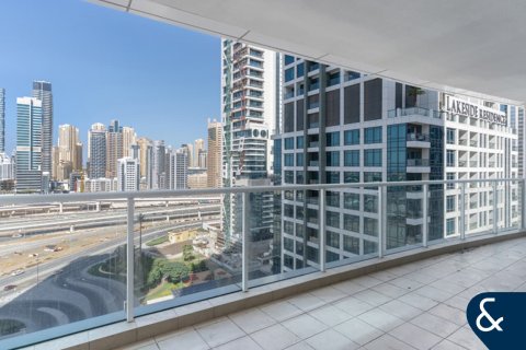 Apartment in Lake Almas West, Jumeirah Lake Towers, Dubai 1 bedroom, 115 sq.m. № 76237 - photo 2