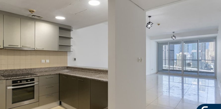 Apartment in Lake Almas West, Jumeirah Lake Towers, Dubai 1 bedroom, 115 sq.m. № 76237