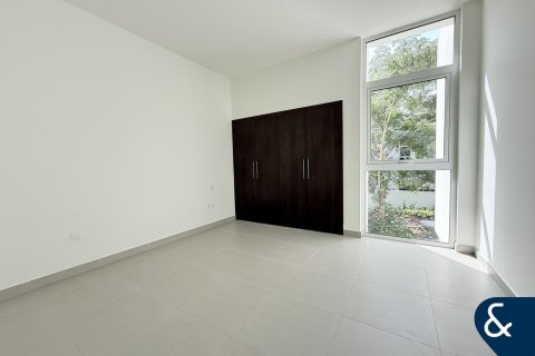 Townhouse in Arabella Townhouses, Mudon, Dubai 3 bedrooms, 211 sq.m. № 76236 - photo 9