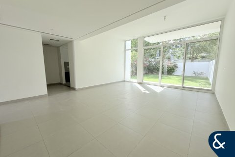 Townhouse in Arabella Townhouses, Mudon, Dubai 3 bedrooms, 211 sq.m. № 76236 - photo 3