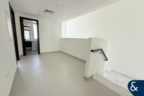 Townhouse in Arabella Townhouses, Mudon, Dubai 3 bedrooms, 211 sq.m. № 76236 - photo 5