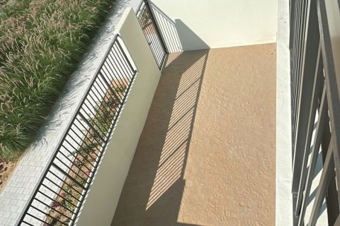 Купить квартиру в Town Square, Дубай: 3 спальни, 217м², № 97371 - фото 14