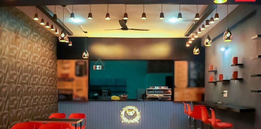 Shop in Dubai 87.2 sq.m. № 47633