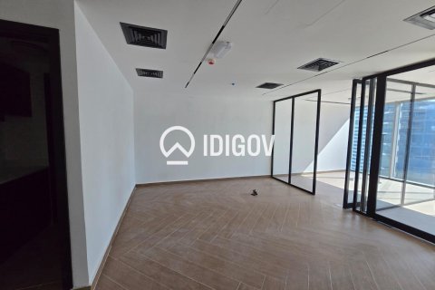 Oficina en Business Bay, Dubai, 61.87 m², № 121127 - foto 2