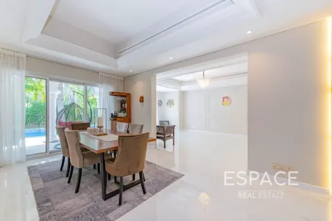 Villa en Green Community West, Green Community, Dubai, 5 dormitorios, 548 m², № 122568 - foto 6