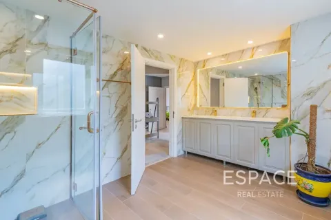 Villa en Green Community West, Green Community, Dubai, 5 dormitorios, 548 m², № 122568 - foto 13