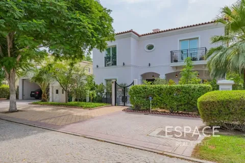 Villa en Green Community West, Green Community, Dubai, 5 dormitorios, 548 m², № 122568 - foto 20