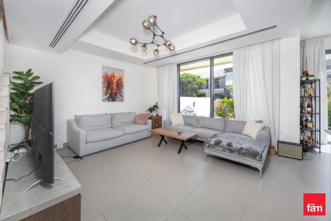 Снять в аренду виллу в Дубай Хилс Эстейт, Дубай: 5 спален, 297.4м², № 64256 - фото 2