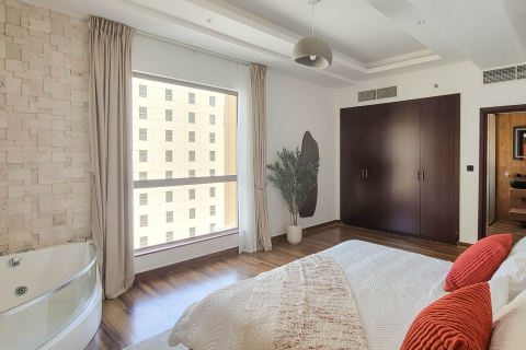 Apartment in Jumeirah Beach Residence, Dubai 2 bedrooms, 119 sq.m. № 111242 - photo 17