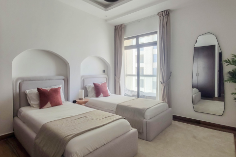 Apartment in Jumeirah Beach Residence, Dubai 2 bedrooms, 119 sq.m. № 111242 - photo 14
