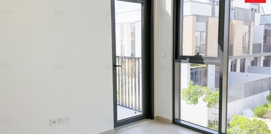 Townhouse in Dubai 3 bedrooms, 173.3 sq.m. № 49938