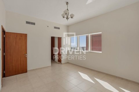 Apartment in Dubai Internet City, Dubai 4 bedrooms, 348.11 sq.m. № 126556 - photo 13
