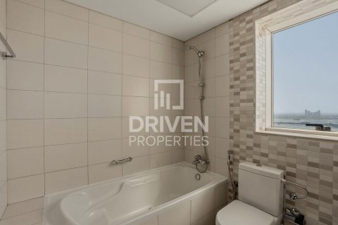 Apartment in Dubai Internet City, Dubai 4 bedrooms, 348.11 sq.m. № 126556 - photo 21