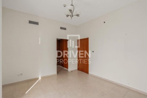 Apartment in Dubai Internet City, Dubai 4 bedrooms, 348.11 sq.m. № 126556 - photo 12