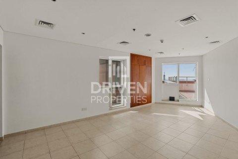 Apartment in Dubai Internet City, Dubai 4 bedrooms, 348.11 sq.m. № 126556 - photo 7