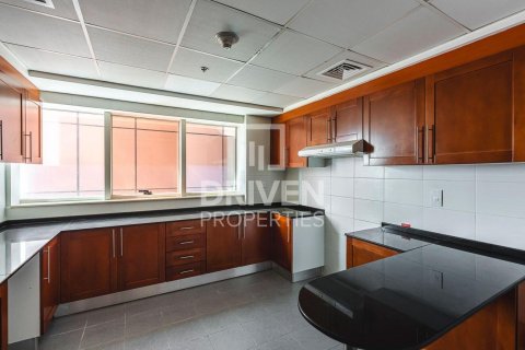 Apartment in Dubai Internet City, Dubai 3 bedrooms, 209.96 sq.m. № 126557 - photo 5