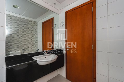 Apartment in Dubai Internet City, Dubai 3 bedrooms, 209.96 sq.m. № 126557 - photo 13