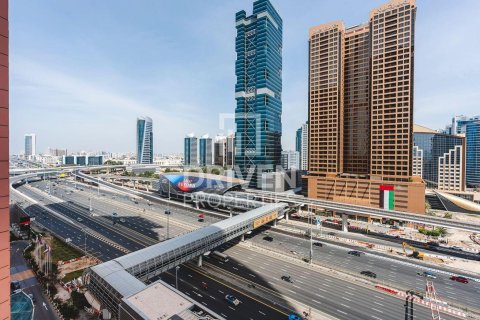 Apartment in Dubai Internet City, Dubai 3 bedrooms, 209.96 sq.m. № 126557 - photo 17