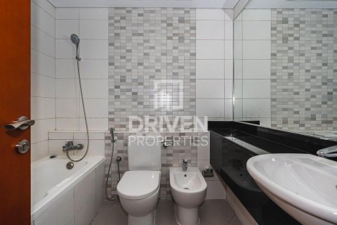 Apartment in Dubai Internet City, Dubai 3 bedrooms, 209.96 sq.m. № 126557 - photo 14