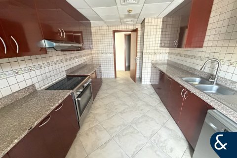 Снять в аренду квартиру в Motor City, Дубай: 3 спальни, 224м², № 98808 - фото 2