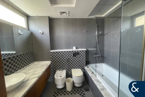 Villa in Legacy Nova Villas, Jumeirah Park, Dubai 4 bedrooms, 641 sq.m. № 98819 - photo 10