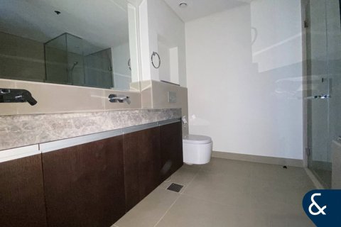 Снять в аренду квартиру в Dubai Creek Residence Tower 2 North, Dubai Creek Harbour (The Lagoons), Дубай: 2 спальни, 127м², № 98809 - фото 24