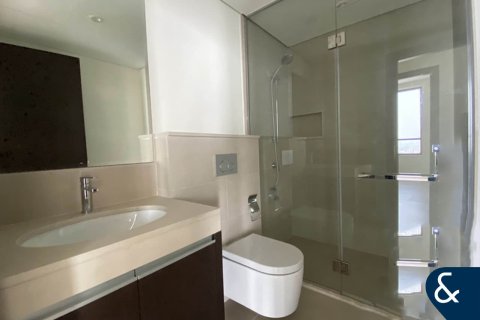 Снять в аренду квартиру в Dubai Creek Residence Tower 2 North, Dubai Creek Harbour (The Lagoons), Дубай: 2 спальни, 127м², № 98809 - фото 28