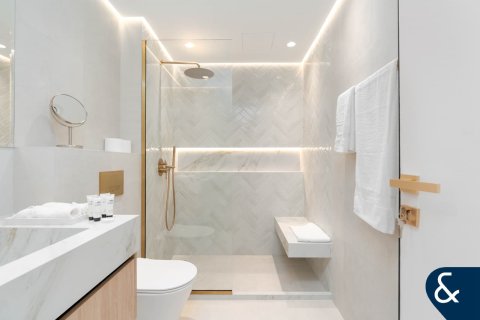 Apartment in Downtown Dubai (Downtown Burj Dubai), Dubai 2 bedrooms, 101 sq.m. № 88611 - photo 8