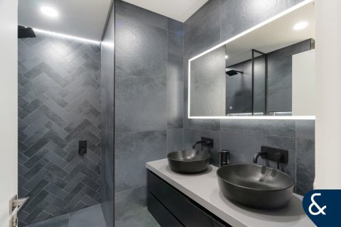 Villa in Arabian Ranches 2, Dubai 4 bedrooms, 205 sq.m. № 88610 - photo 10