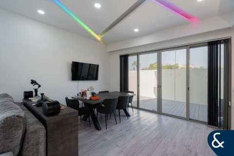 Villa in Arabian Ranches 2, Dubai 4 bedrooms, 205 sq.m. № 88610 - photo 6