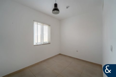 Townhouse in Victory Heights, Dubai Sports City, Dubai 4 bedrooms, 247 sq.m. № 88613 - photo 15