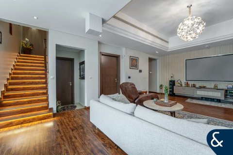Townhouse in Victory Heights, Dubai Sports City, Dubai 4 bedrooms, 247 sq.m. № 88613 - photo 4