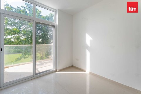 Townhouse in Dubai 4 bedrooms, 112.2 sq.m. № 43098 - photo 2